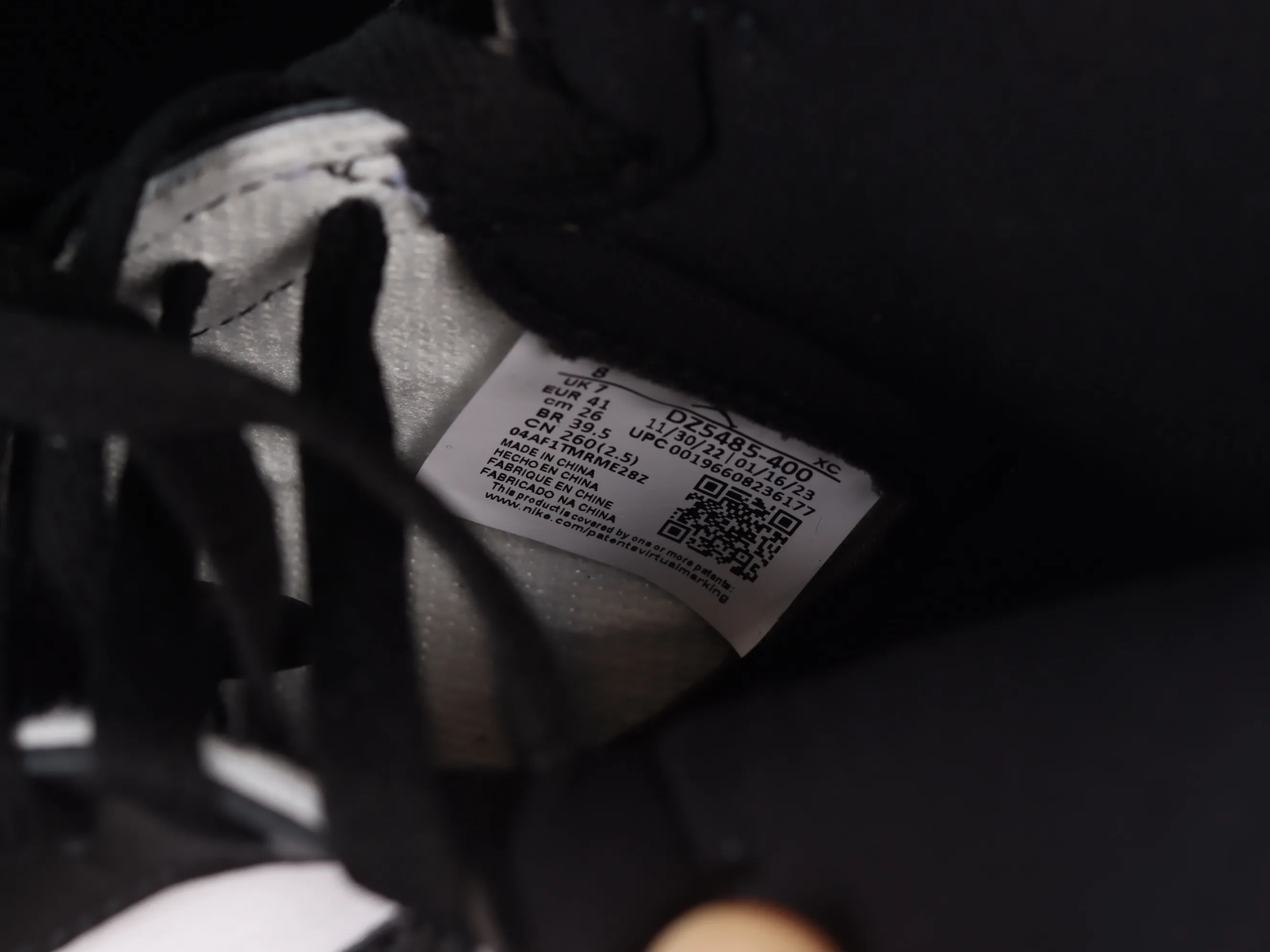 All categories Air Jordan Jordan series basketball shoes Air Jordan 1 High X version Air Jordan 1 High OG "UNC Toe" AJ1 Joe 1 black and blue toe DZ5485-400